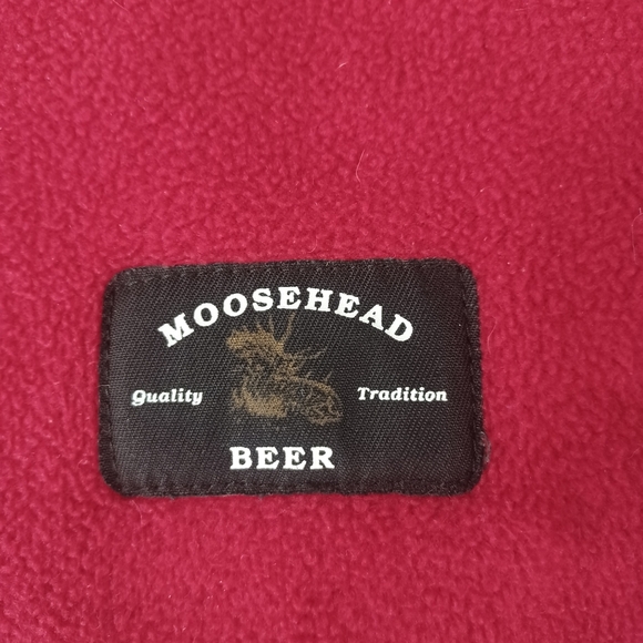 Moosehead Red Polar Fleece Unisex Scarf - Picture 2 of 6